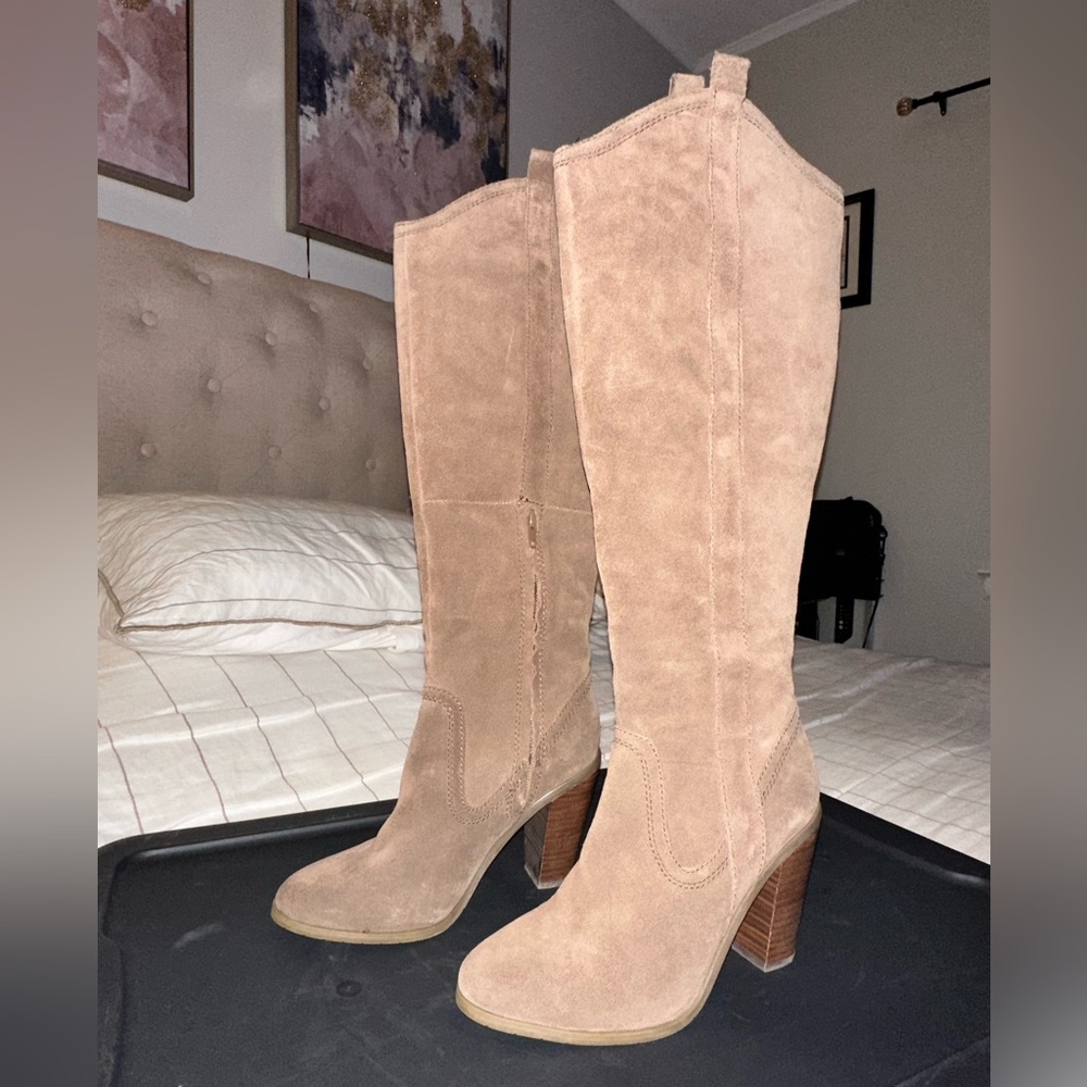 Kenneth Cole Tall Suede Boots